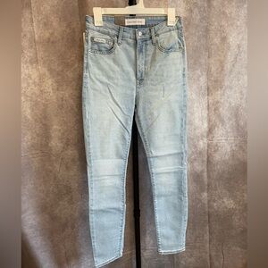 Calvin Klein Faded Blue Denim Jeans NWT size 2